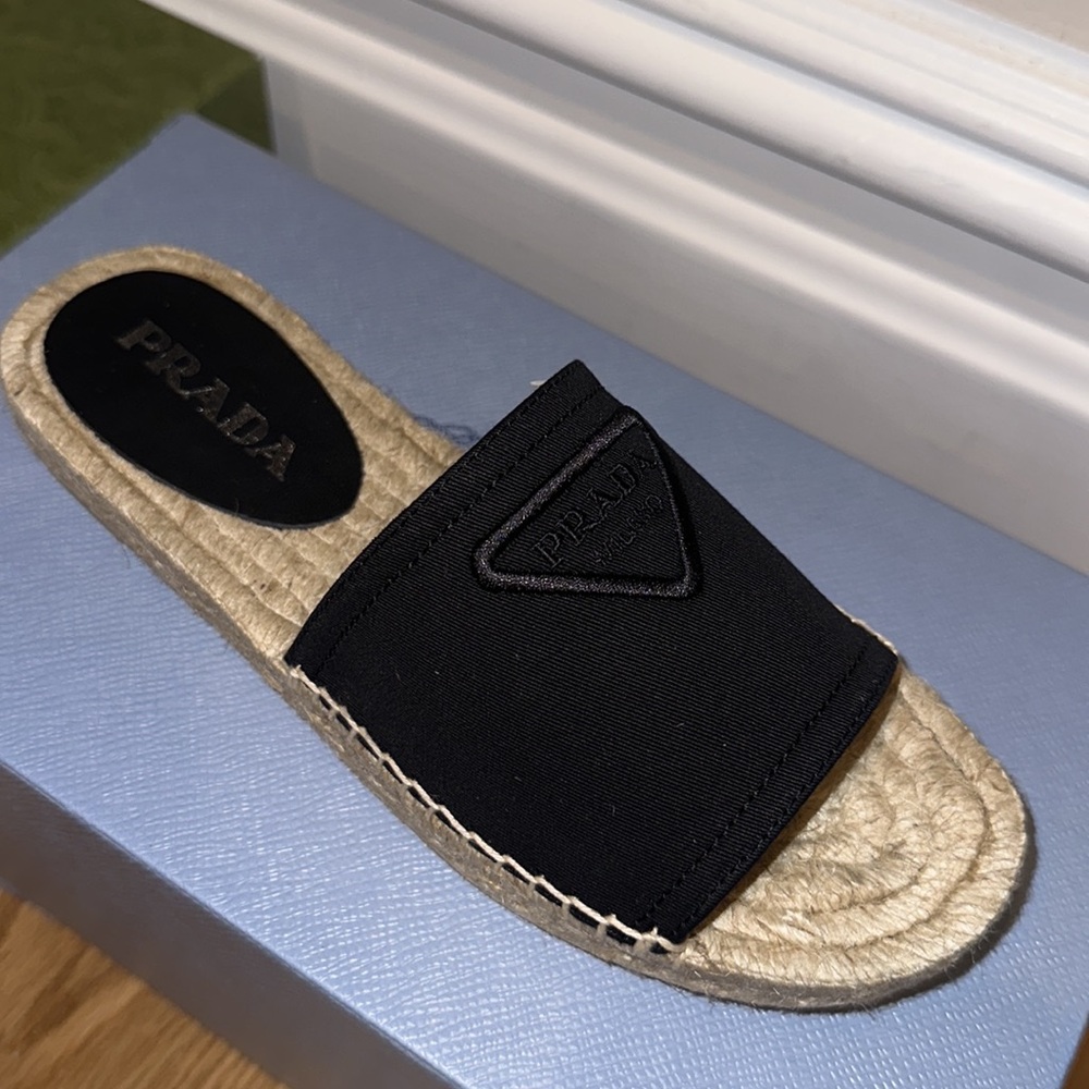 Prada size 36 black classic summer sandal slide
